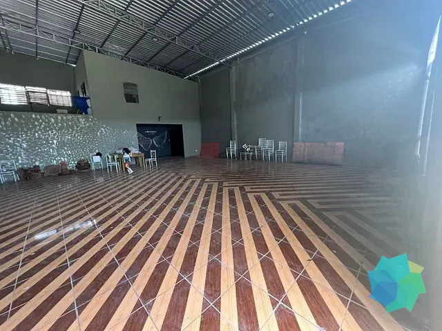 Loja com 530m², à venda, no bairro Jardim Itaguaçu em Salto