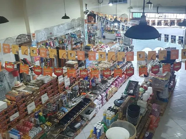Loja com 100m², à venda, no bairro Jardim Itamaraty V em Poços de Caldas