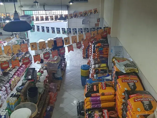 Loja com 100m², à venda, no bairro Jardim Itamaraty V em Poços de Caldas