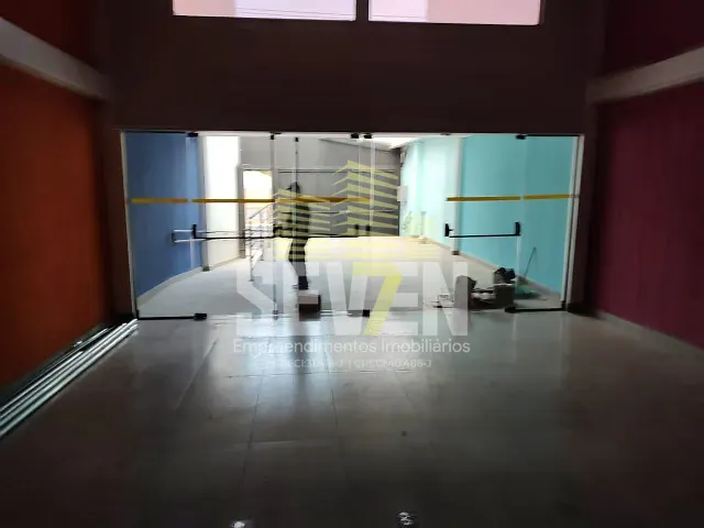 Loja com 239m², à venda ou para alugar, no bairro Centro em Bauru