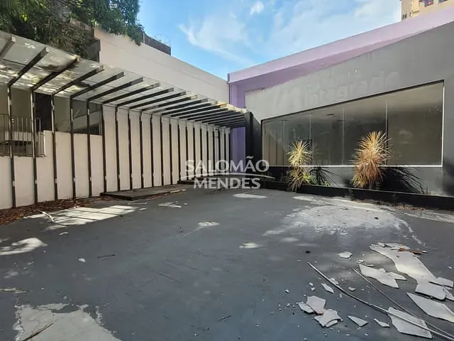 Ponto com 700m², para alugar, no bairro Batista Campos em Belém