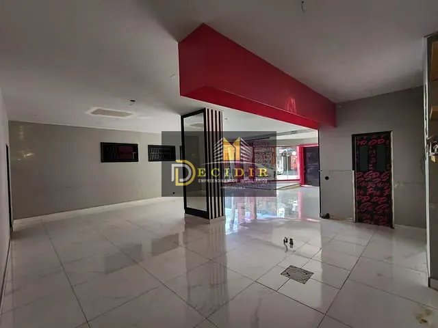Loja com 200m², para alugar, no bairro Vila Gomes Cardim em São Paulo