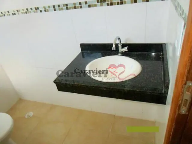 Sala com 35m², para alugar, no bairro Cangaiba em São Paulo