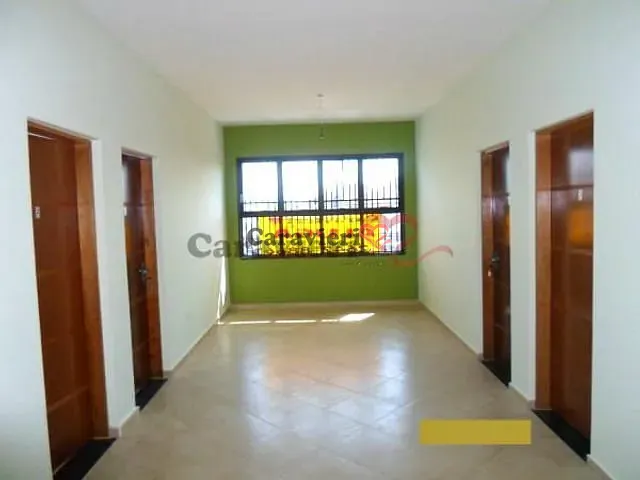 Sala com 35m², para alugar, no bairro Cangaiba em São Paulo