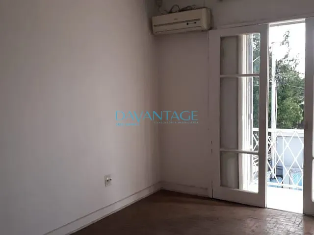 Sala com 24m², para alugar, no bairro Vila Romana em São Paulo