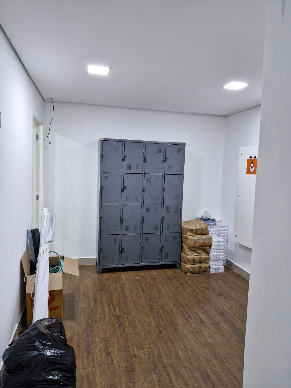 Loja-Salão à venda e aluguel, 974m² - Foto 19