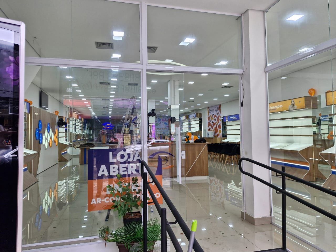 Loja-Salão à venda e aluguel, 974m² - Foto 1