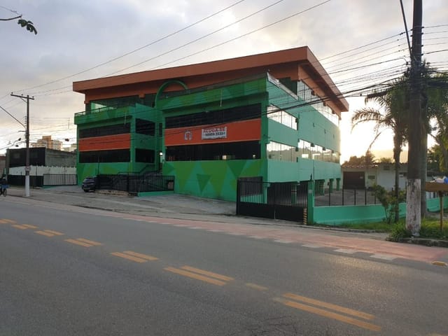 Loja com 3122m², à venda ou para alugar, no bairro Balneário Praia do Pernambuco em Guarujá