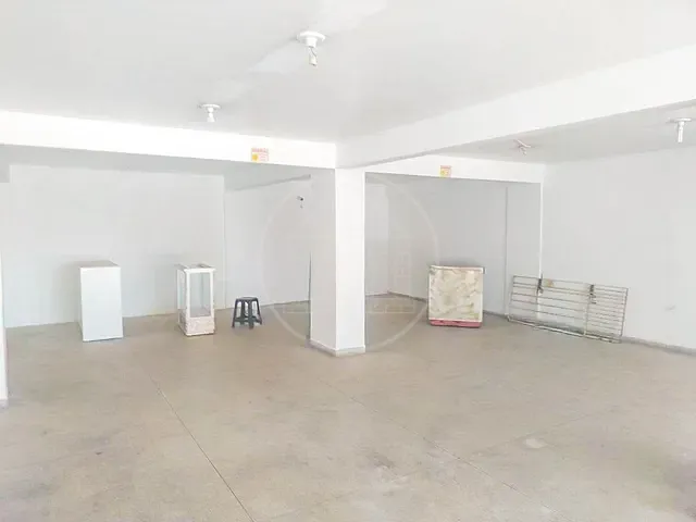 Loja com 105m², para alugar, no bairro Jardim Beatriz em São Paulo