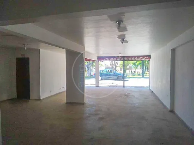 Loja com 105m², para alugar, no bairro Jardim Beatriz em São Paulo
