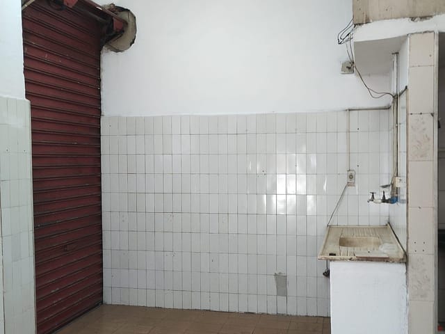 Foto do Loja - 🏬 Oportunidade de Salão Comercial de Esquina no Belém! 53m² com 1 Banheiro | Localização e Muito Potencial! 📍 | Organização Imobiliária Açores