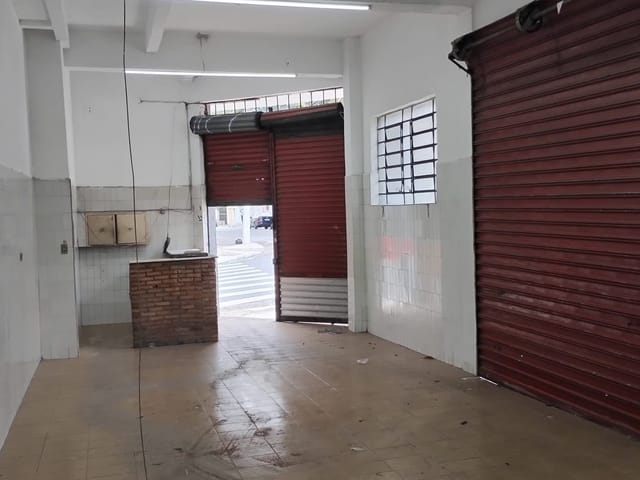 Foto do Loja - 🏬 Oportunidade de Salão Comercial de Esquina no Belém! 53m² com 1 Banheiro | Localização e Muito Potencial! 📍 | Organização Imobiliária Açores