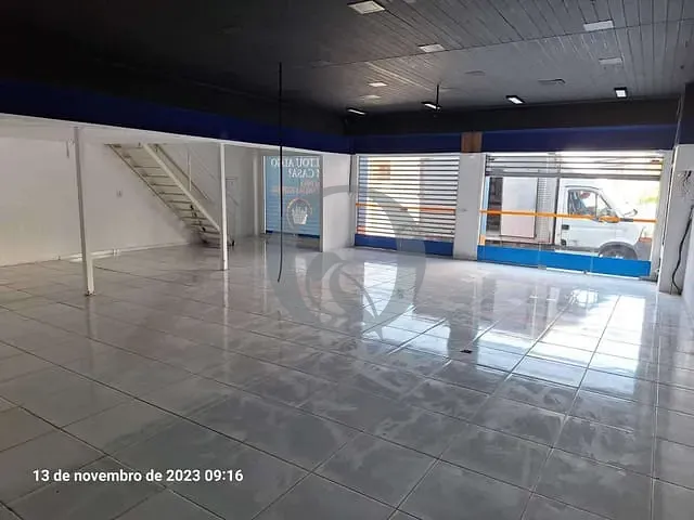 Loja para alugar, no bairro Vila Regente Feijó em São Paulo