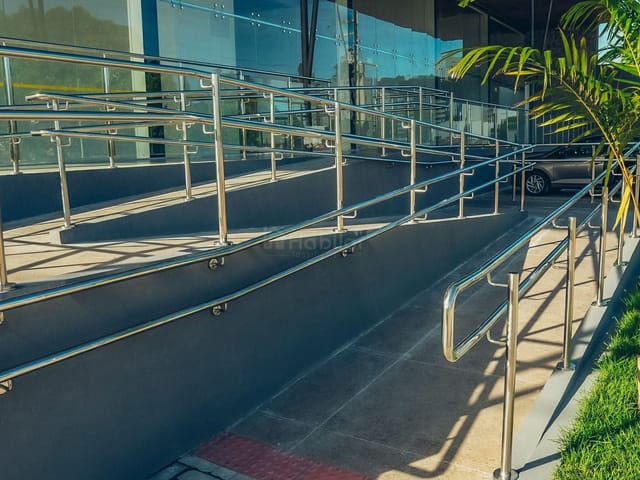 Loja com 1390m², para alugar, no bairro Jardins em Aracaju