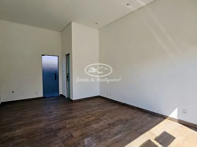 Loja com 250m², para alugar, no bairro Penedo (Penedo) em Itatiaia