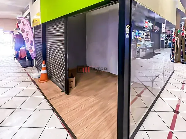 Loja com 4m², à venda, no bairro Centro em Londrina