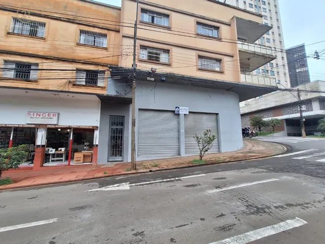 Loja com 90m², para alugar, no bairro Centro em Londrina