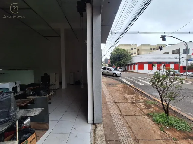 Loja com 90m², para alugar, no bairro Centro em Londrina