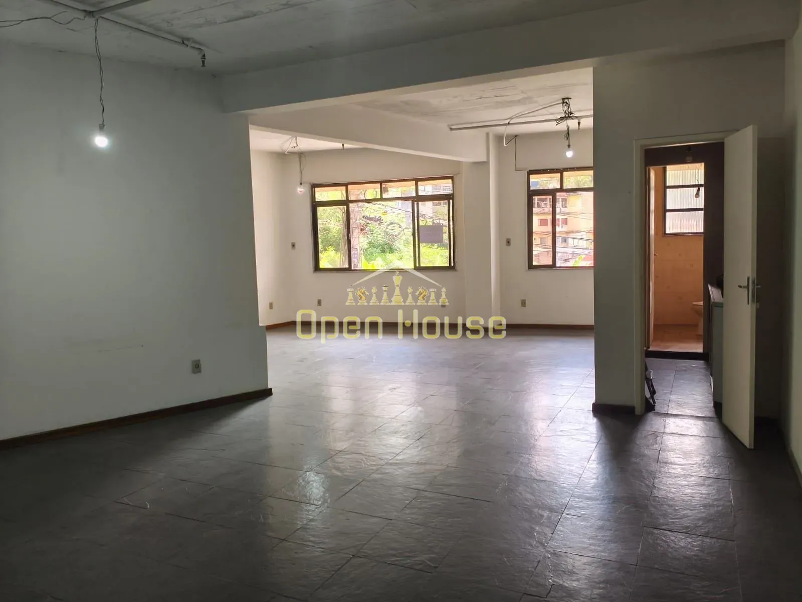 Loja-Salão, 218 m² - Foto 1