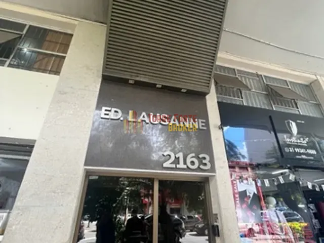 Loja com 220m², para alugar, no bairro Lourdes em Belo Horizonte