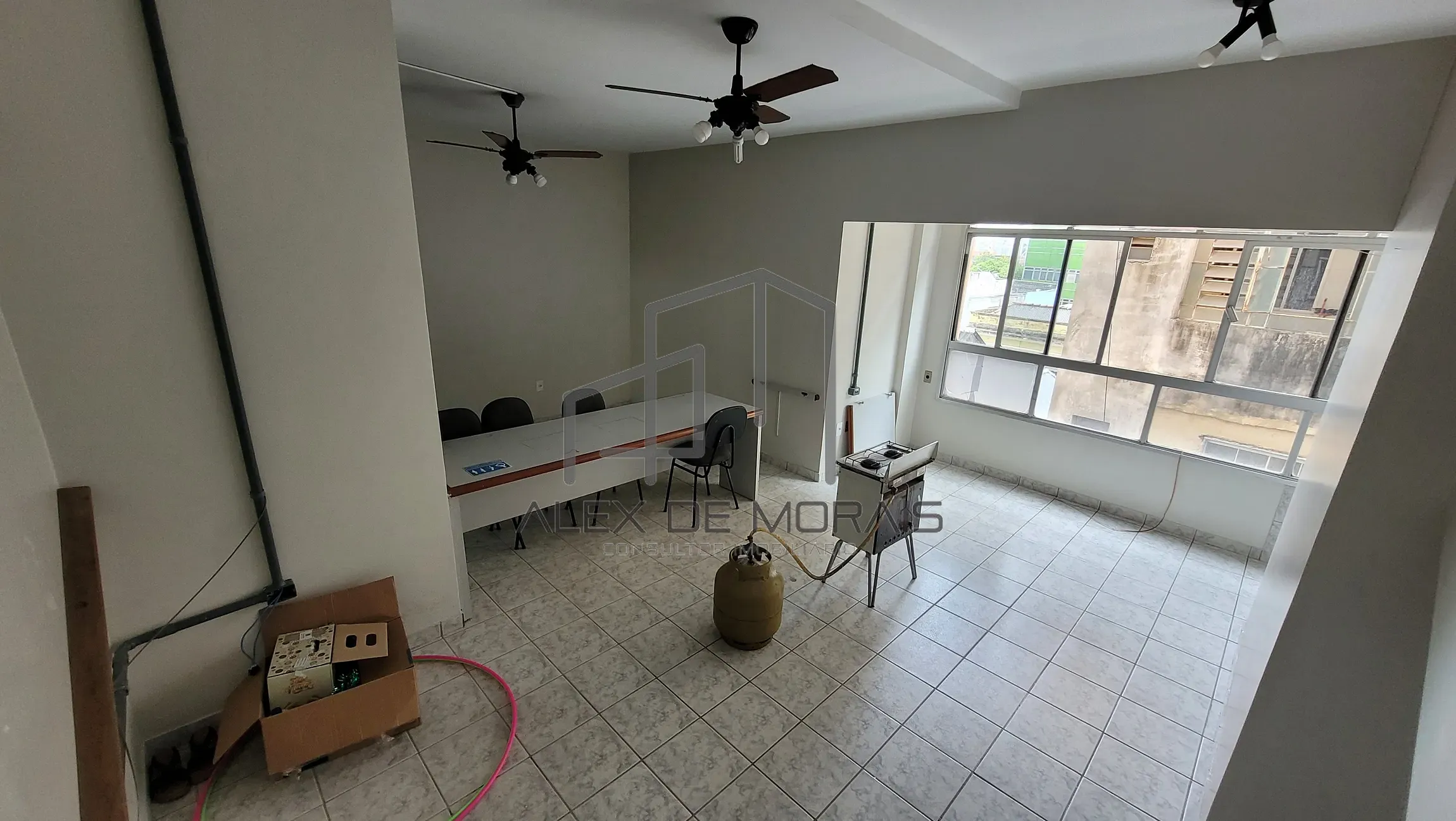 Loja-Salão, 104 m² - Foto 1