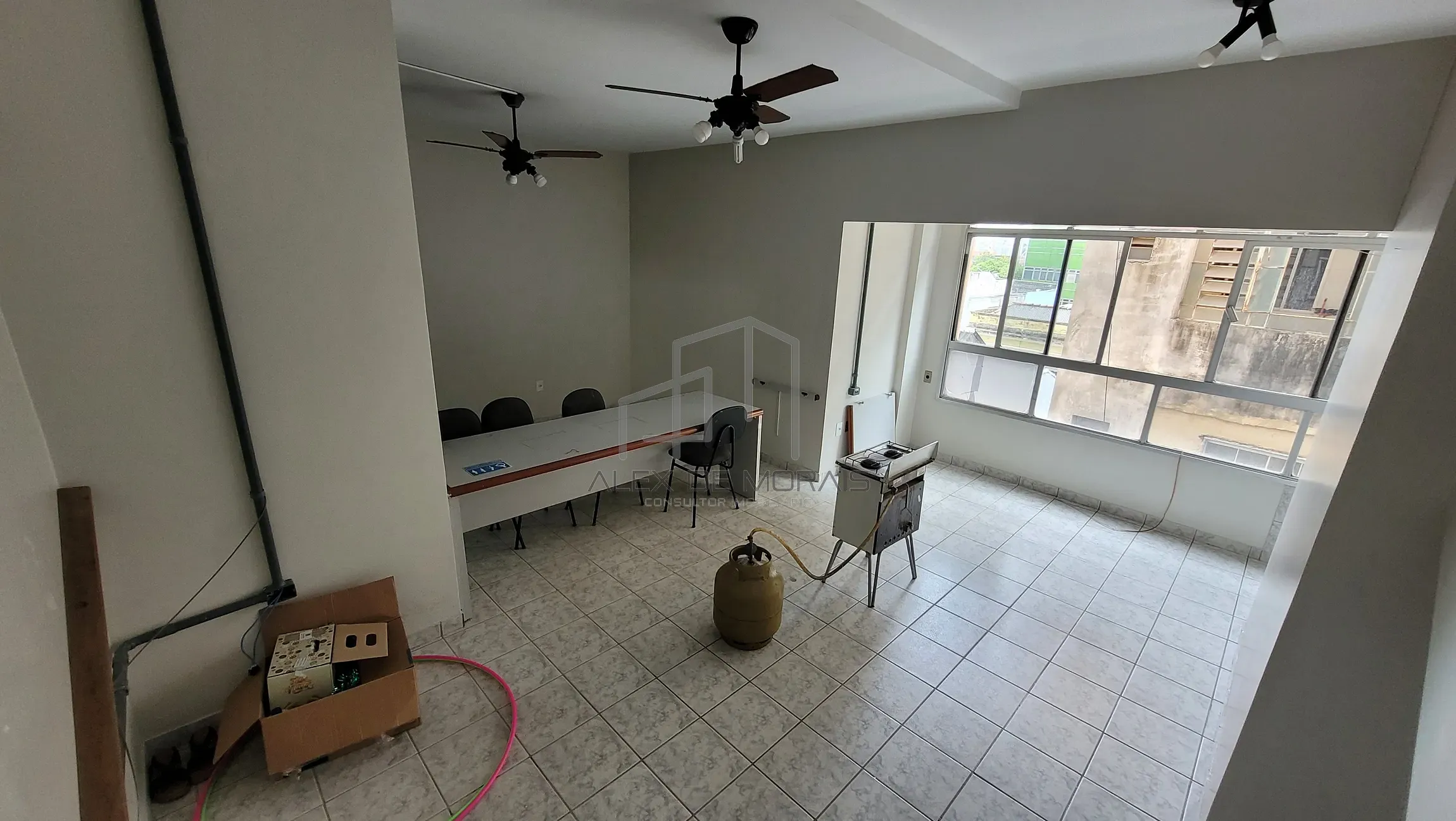 Loja-Salão, 104 m² - Foto 1