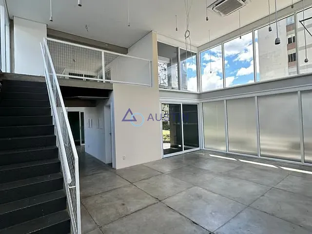 Loja com 200m², à venda, no bairro Vila Madalena em São Paulo