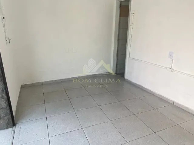Loja com 20m², para alugar, no bairro Santa Terezinha em Juiz de Fora