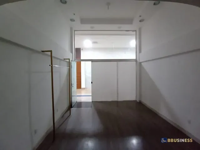 Loja com 30m², à venda, no bairro Centro em Campos dos Goytacazes