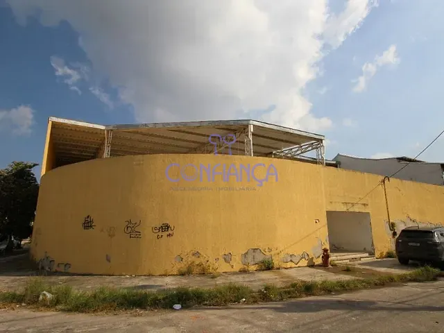 Loja com 650m², à venda, no bairro Campo Grande em Rio de Janeiro