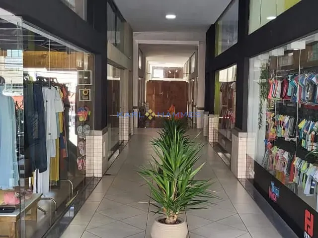 Loja com 28m², para alugar, no bairro Corrêas em Petrópolis