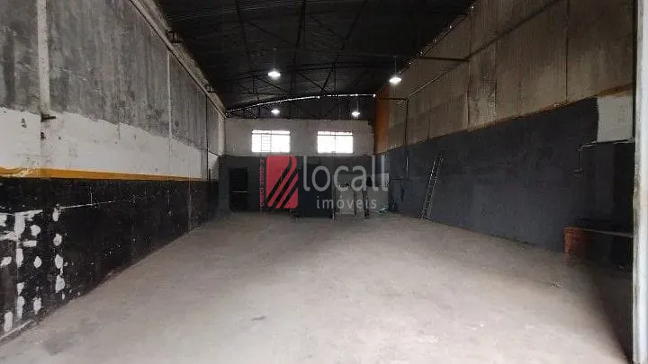 Loja / Salão / Ponto Comercial  à venda, 421m² — foto 2 de 9