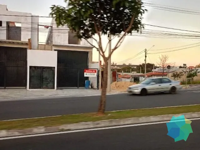 Loja com 300m², para alugar, no bairro Jardim Guarujá em Salto