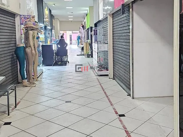 Loja com 4m², à venda, no bairro Centro em Londrina