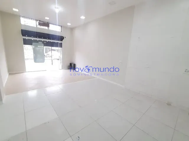 Loja para alugar, no bairro Vila Kosmos em Rio de Janeiro
