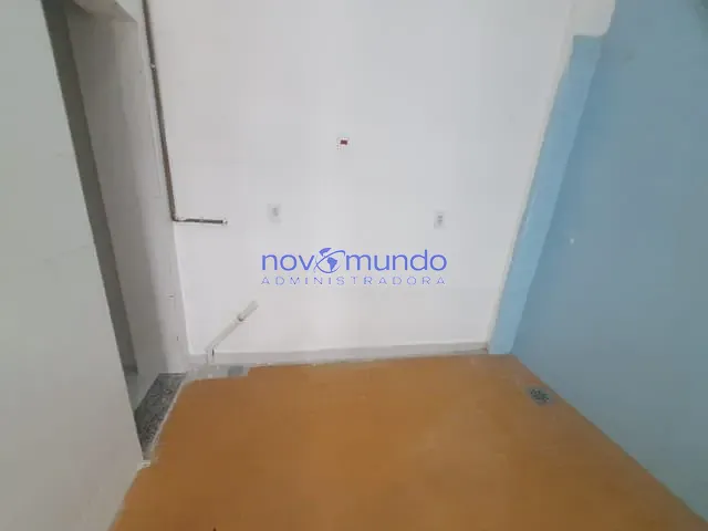Loja para alugar, no bairro Vila Kosmos em Rio de Janeiro