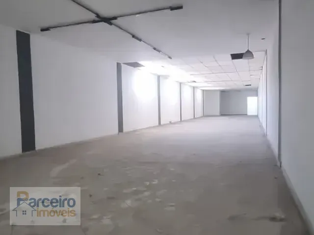 Loja para alugar, no bairro Guaiaúna em São Paulo