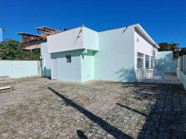 Loja para alugar, no bairro Novo Rio das Ostras em Rio das Ostras