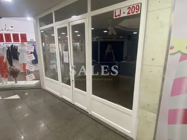 Loja com 30m², à venda, no bairro Centro em Juiz de Fora
