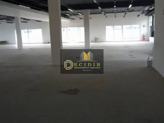 Loja com 724m², para alugar, no bairro Vila Carrão em São Paulo