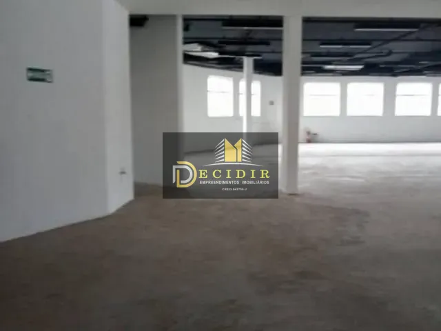 Loja com 724m², para alugar, no bairro Vila Carrão em São Paulo