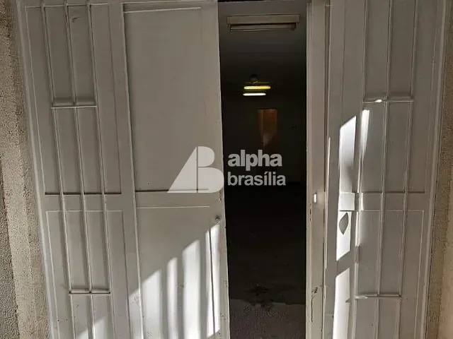 Loja para alugar, no bairro Asa Norte em Brasília