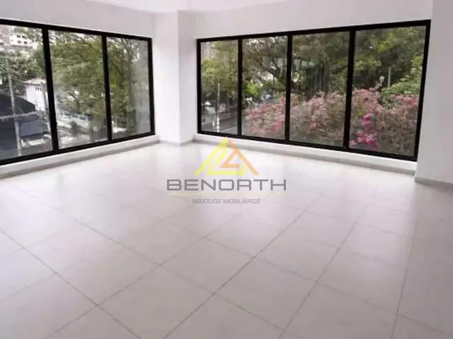 Loja com 514m², para alugar, no bairro Vila Regente Feijó em São Paulo