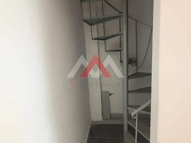 Loja à venda ou para alugar, no bairro Piratininga em Niterói