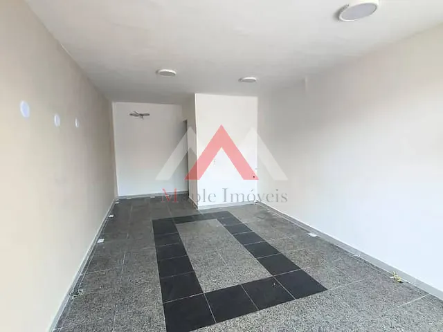 Loja à venda ou para alugar, no bairro Piratininga em Niterói