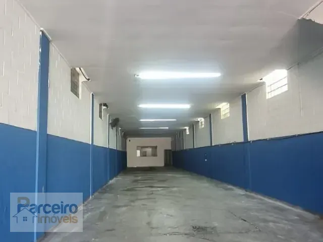 Loja com 360m², para alugar, no bairro Guaiaúna em São Paulo