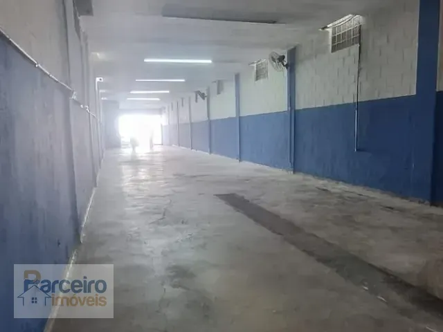 Loja com 360m², para alugar, no bairro Guaiaúna em São Paulo