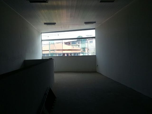 Galpão / Barracão com 320m², para alugar, no bairro Venda Nova em Belo Horizonte