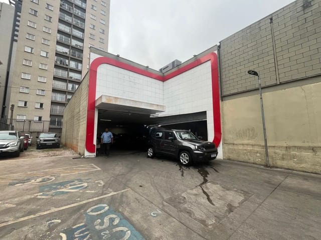 Loja com 776m², para alugar, no bairro Vila Olímpia em São Paulo