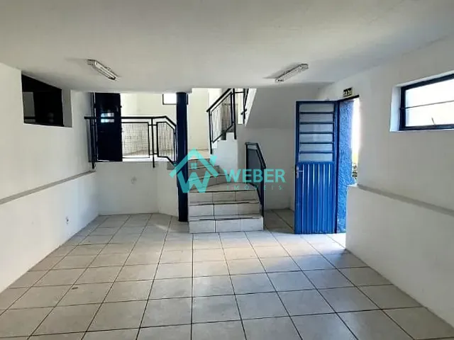 Loja com 221m², para alugar, no bairro Vila Rosa em Novo Hamburgo